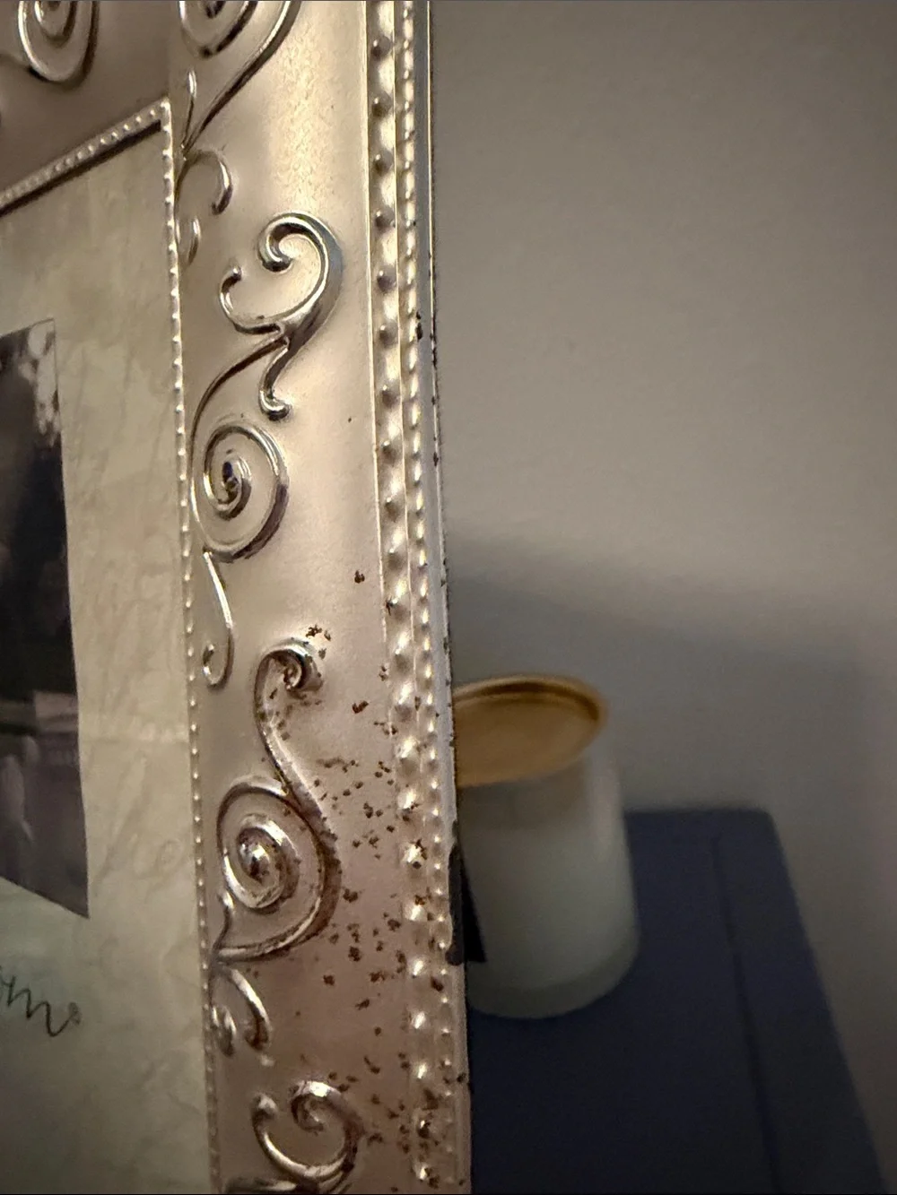 Heirloom Ornate Scroll 8x10 Photo Frame - Silver
